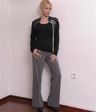 Modna kuća Dramist Požega Ženske pantalone i bluza
